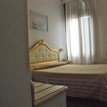 Marte Hotel 3*